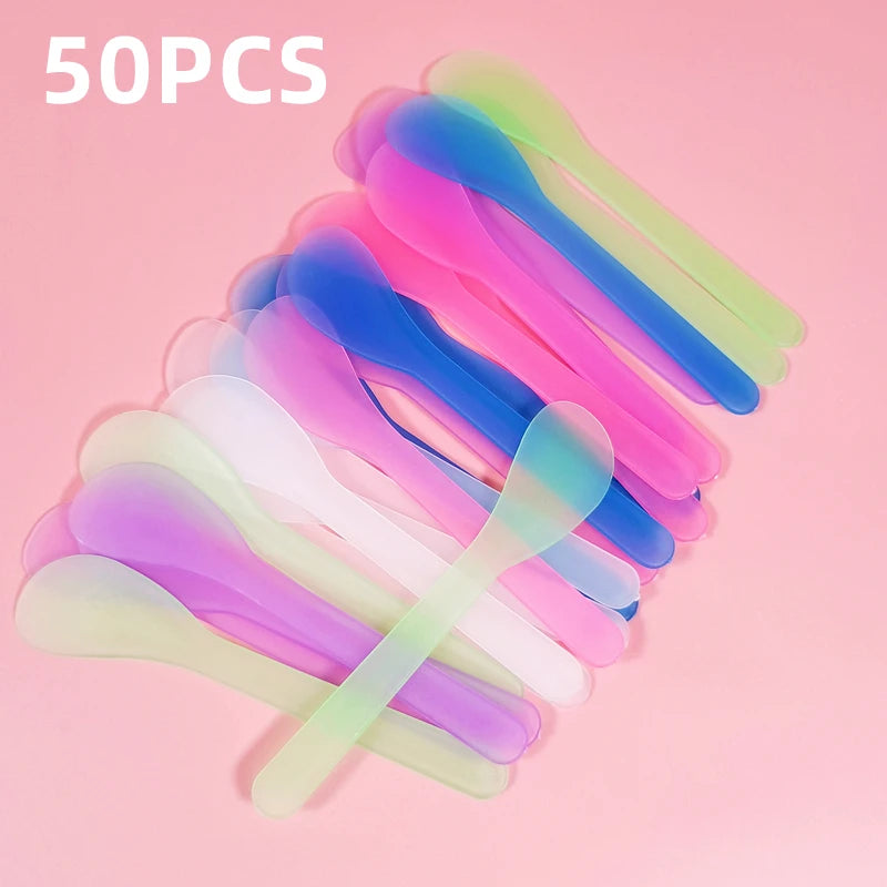 50PCS Facial Mask Sticks Cosmetic Spatula Scoops DIY Face Mask Spoon Beauty Makeup Sticks Mud Mixing Tools Skin Care Beauty Tool