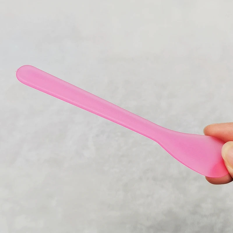 50PCS Facial Mask Sticks Cosmetic Spatula Scoops DIY Face Mask Spoon Beauty Makeup Sticks Mud Mixing Tools Skin Care Beauty Tool